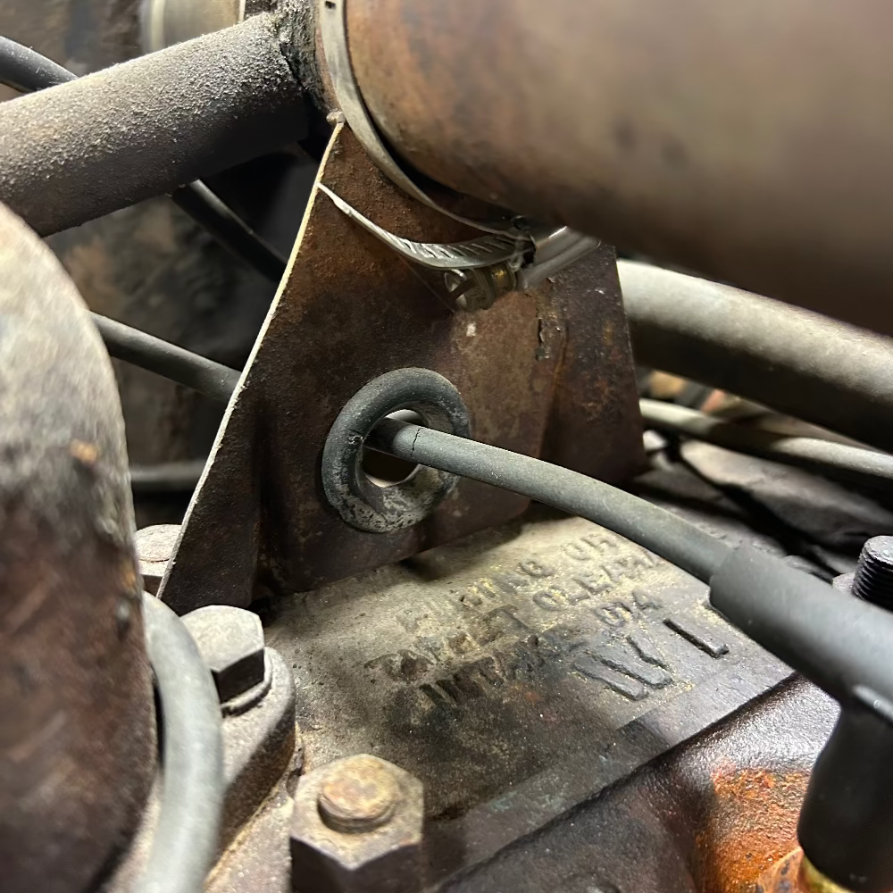 Willys Jeep L Head 134 Crossover Tube Bracket Grommet