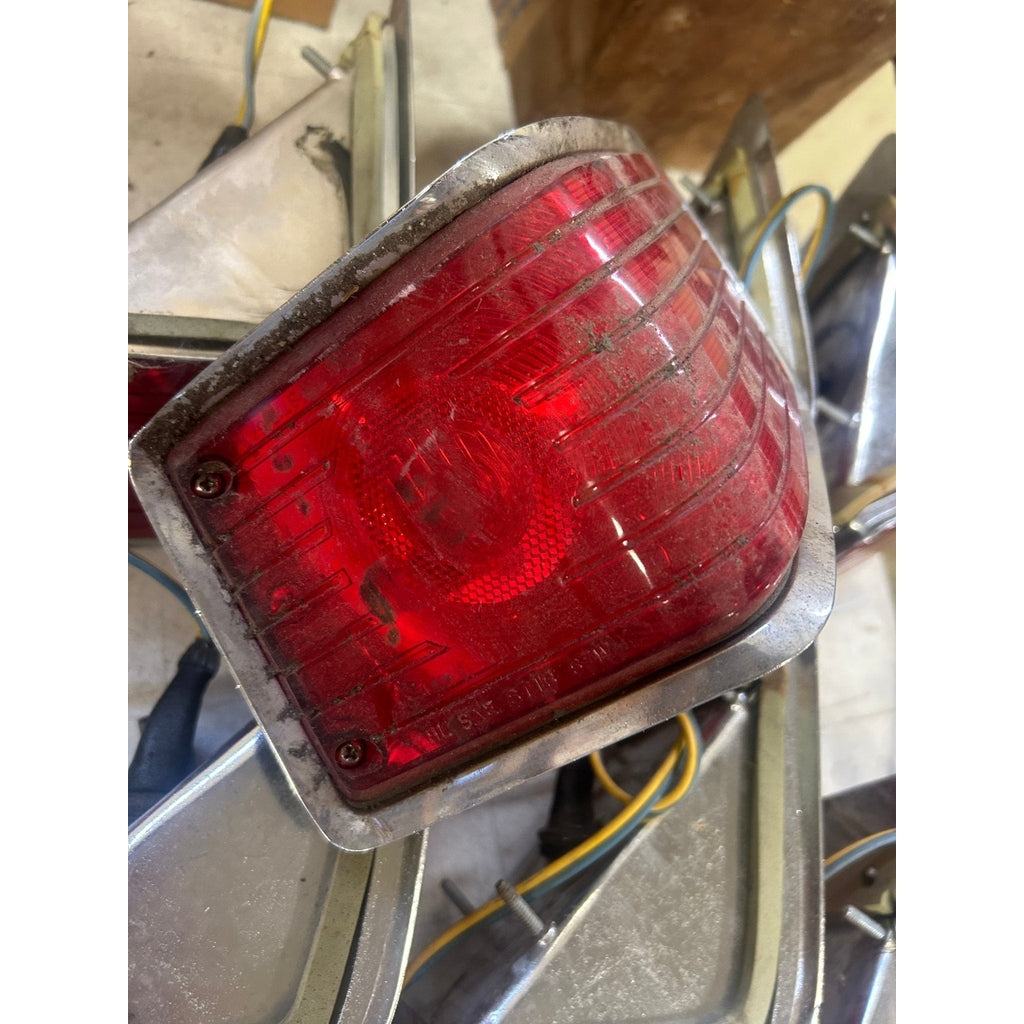 Tail Light Assembly, NOS, RH, 1963-1965, Jeep Wagoneer – The