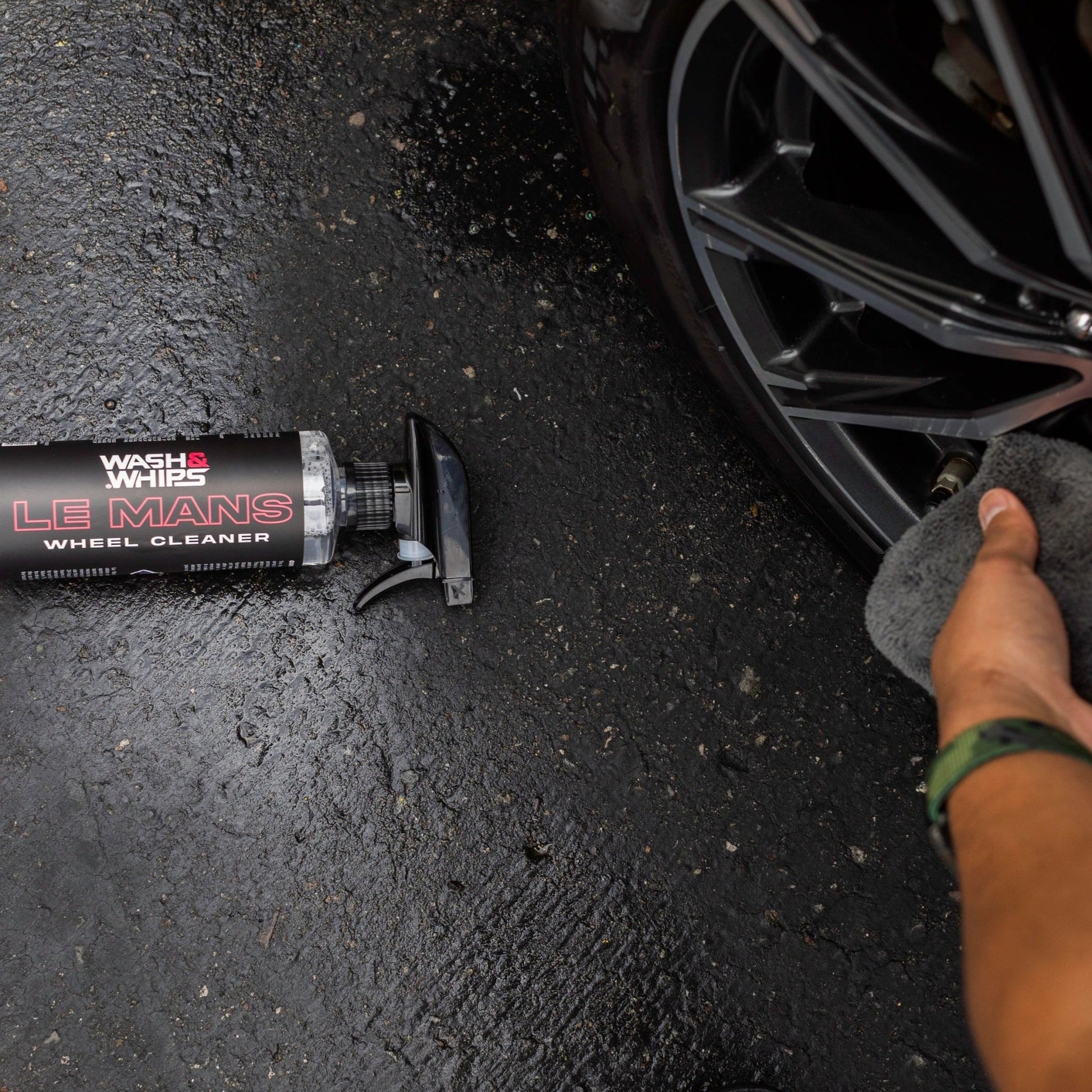WASH&WHIPS Le Mans Wheel Cleaner - The JeepsterMan